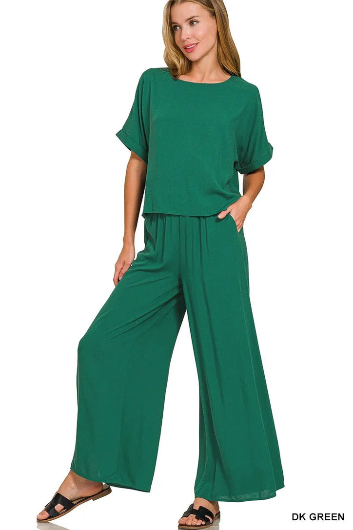 Zenana Dark Green Round Neck T-Shirt and Wide Leg Pants Set.