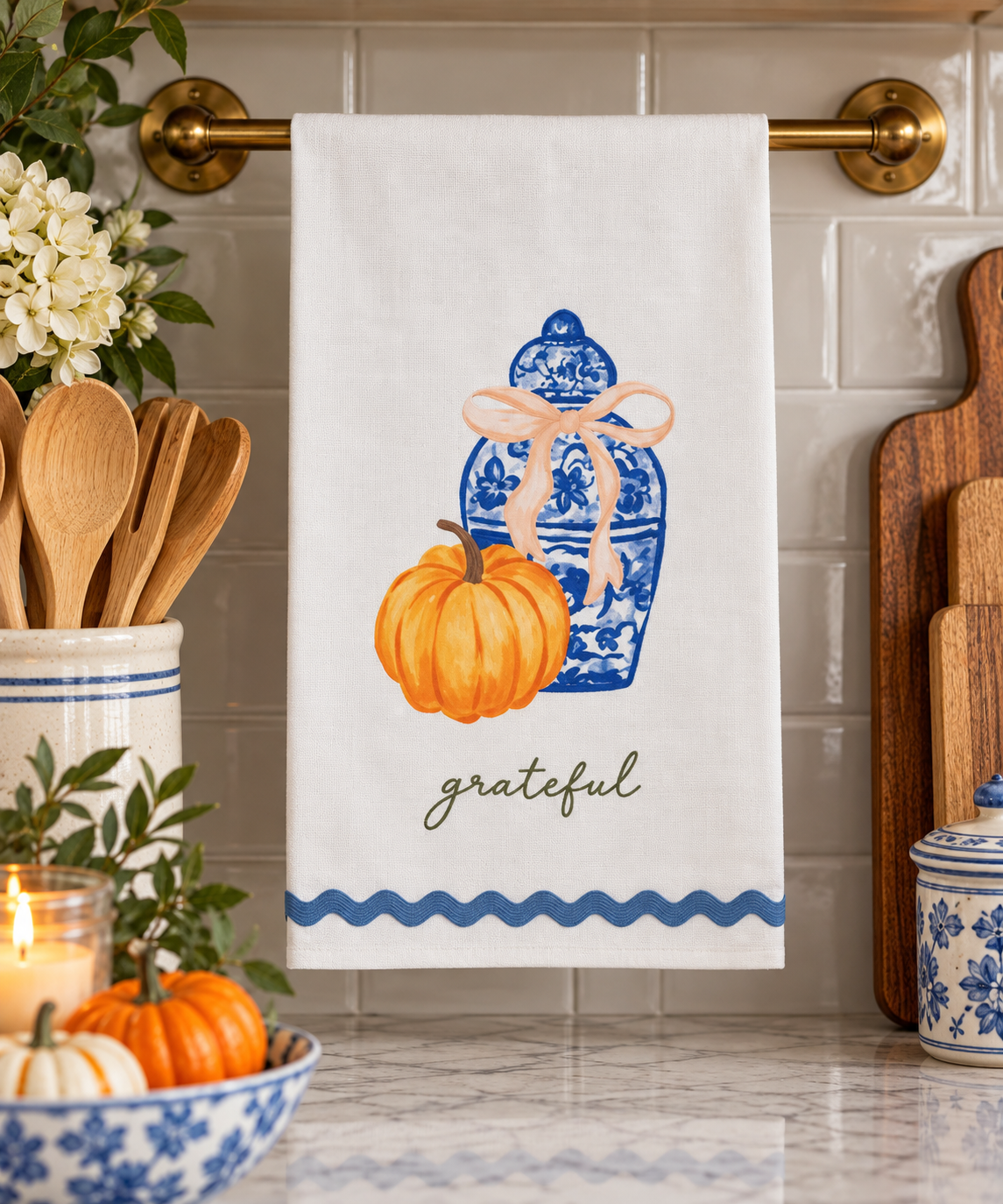 MUD PIE Grateful Topiary Towel