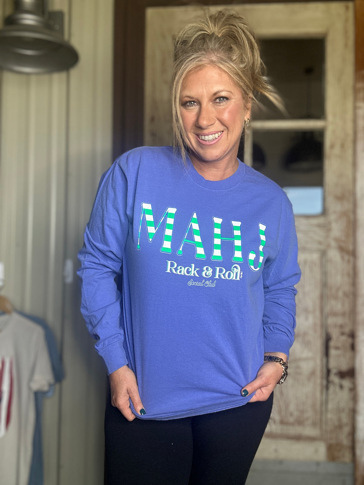 MAHJONG  RACK & ROLL FLO BLUE COMFORT COLOR  LONG SLEEVE TEE