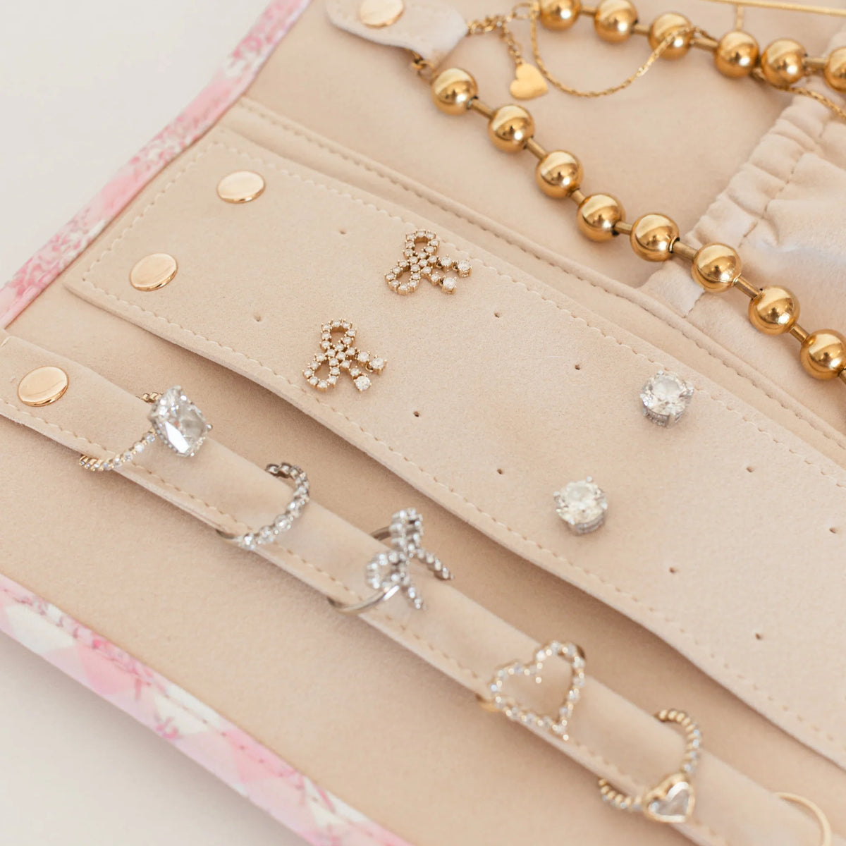 Ruffled Nylon Fold-Up Jewelry Organizer Polka Stripe